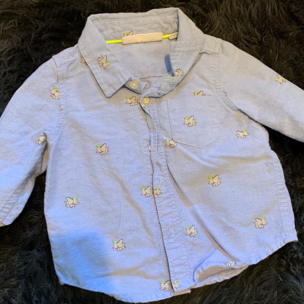Baby Gap Disney chambray shirt with Dumbo